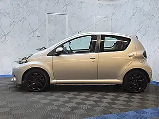 Used 2012 Toyota Aygo Ice Silver - Interior and Exterior details 8