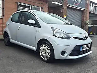 Used 2012 Toyota Aygo Ice Silver - Interior and Exterior details 11