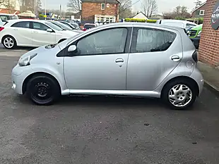 Used 2012 Toyota Aygo Ice Silver - Interior and Exterior details 6