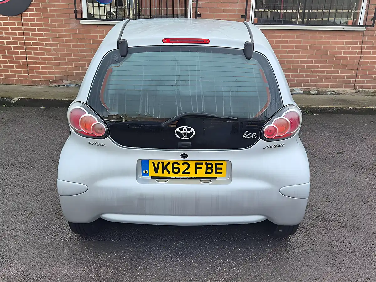 Used 2012 Toyota Aygo Ice Silver - Interior and Exterior details 9