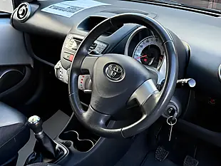 Used 2012 Toyota Aygo Ice Silver - Interior and Exterior details 17