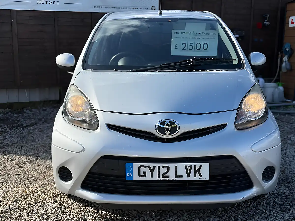 Used 2012 Toyota Aygo Ice Silver - Interior and Exterior details 2