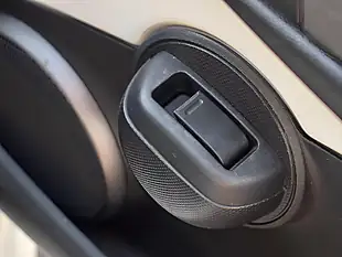 Used 2012 Toyota Aygo Ice White - Interior and Exterior details 15