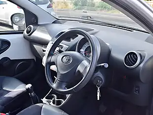 Used 2012 Toyota Aygo Ice White - Interior and Exterior details 17
