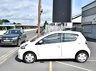Used 2012 Toyota Aygo Ice White - Interior and Exterior details 4