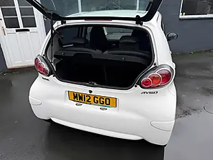Used 2012 Toyota Aygo Ice White - Interior and Exterior details 12