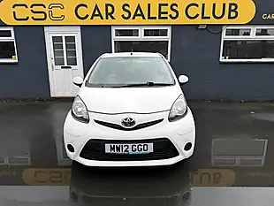 Used 2012 Toyota Aygo Ice White - Interior and Exterior details 7