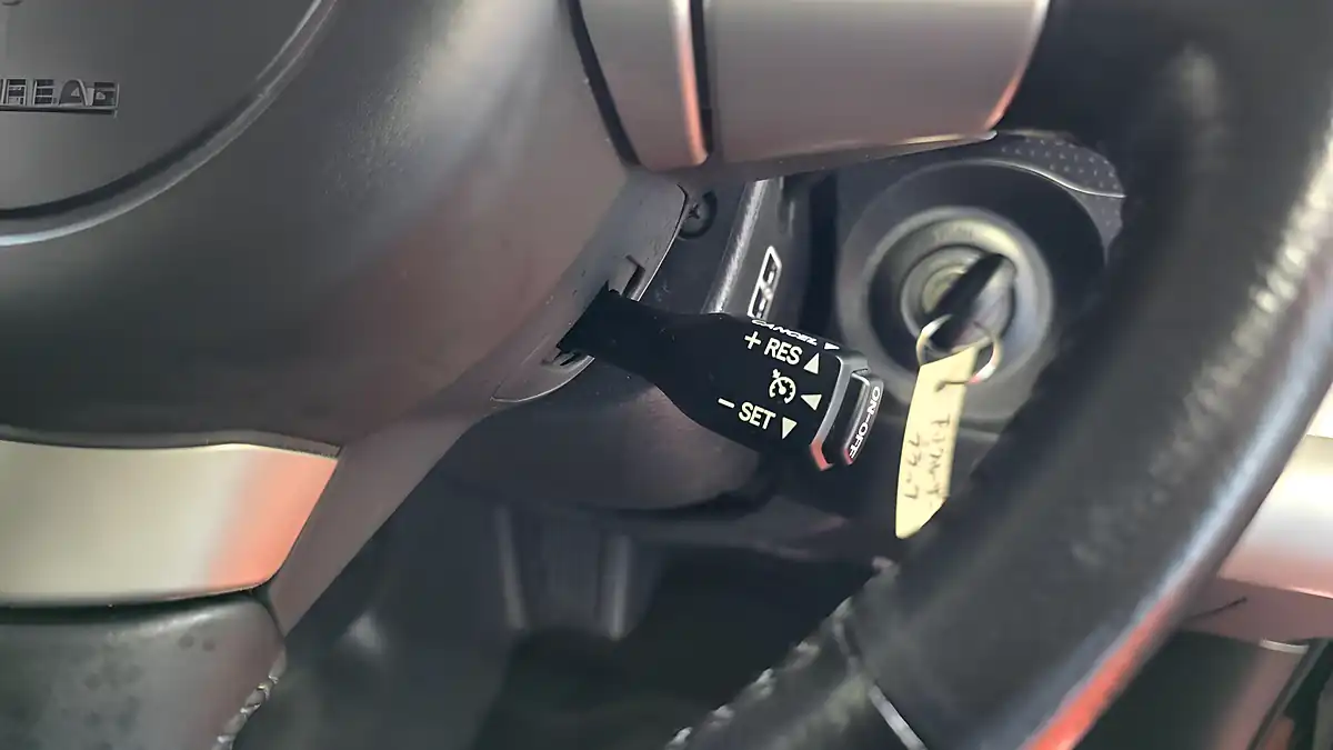 Used 2012 Toyota Fj Cruiser Black Colour Pkg 4WD a-Track Black - Interior and Exterior details 8