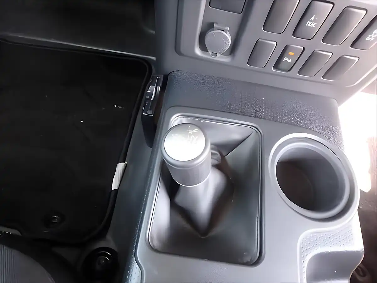 Used 2012 Toyota Fj Cruiser Black Colour Pkg Black - Interior and Exterior details 12