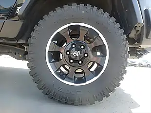 Used 2012 Toyota Fj Cruiser Black Colour Pkg Black - Interior and Exterior details 5