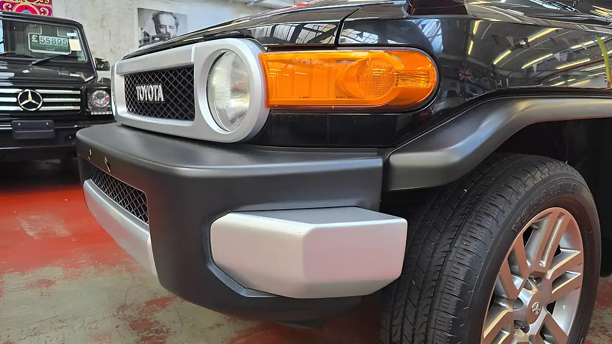 Used 2012 Toyota Fj Cruiser Colour Collection Black - Interior and Exterior details 14