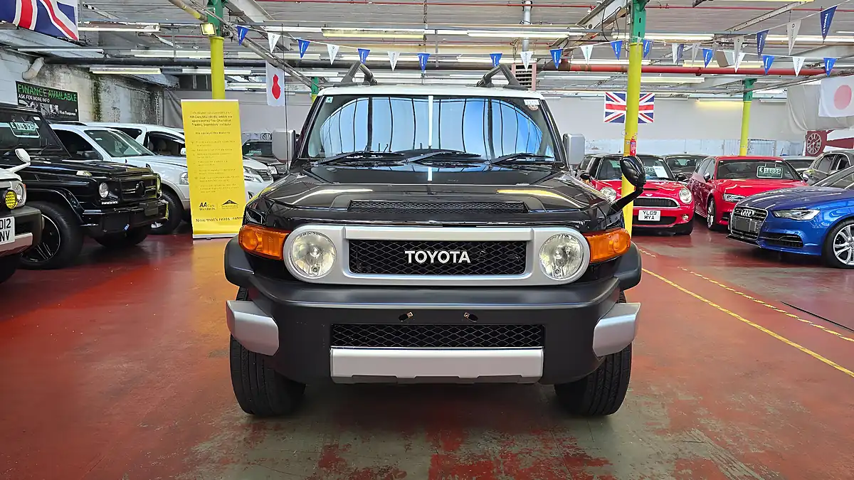 Used 2012 Toyota Fj Cruiser Colour Collection Black - Interior and Exterior details 15