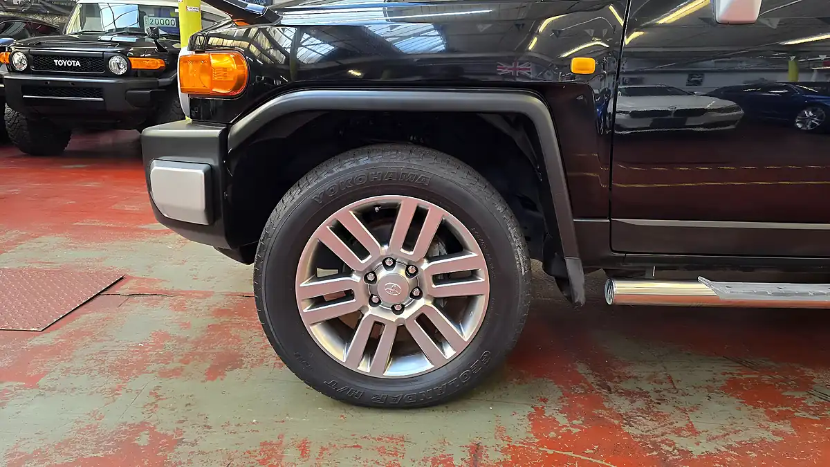Used 2012 Toyota Fj Cruiser Colour Collection Black - Interior and Exterior details 19