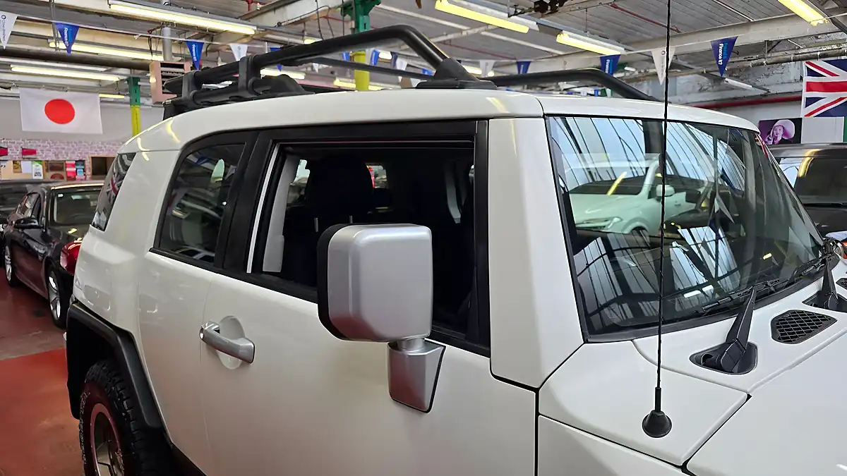 Used 2012 Toyota Fj Cruiser Factory Off Road Pack Trd Alloys White - Interior and Exterior details 15