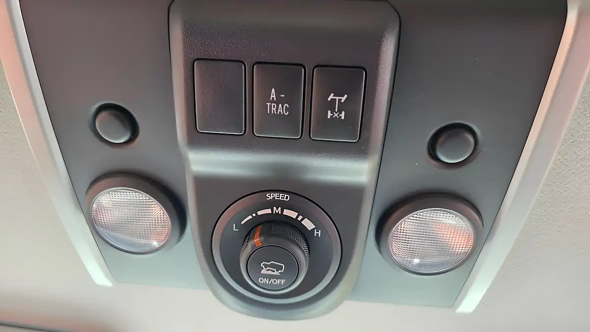 Used 2012 Toyota Fj Cruiser Factory Off Road Pack Trd Alloys White - Interior and Exterior details 8