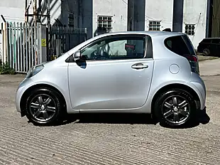 Used 2012 Toyota Iq IQ2 Silver - Interior and Exterior details 13