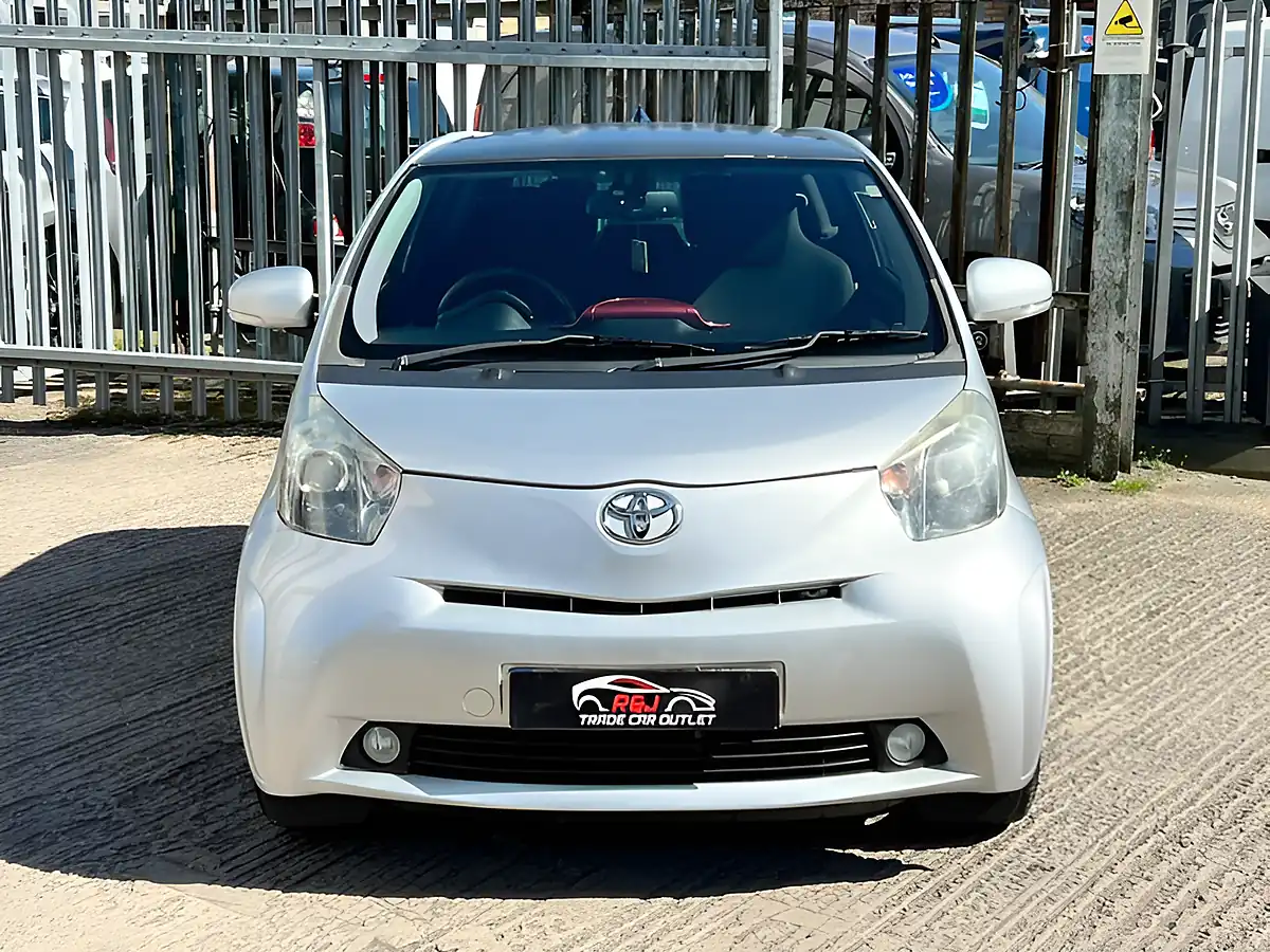 Used 2012 Toyota Iq IQ2 Silver - Interior and Exterior details 7