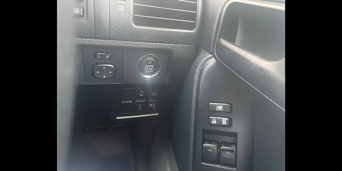 Used 2012 Toyota Land Cruiser LC3 Grey - Interior and Exterior details 19