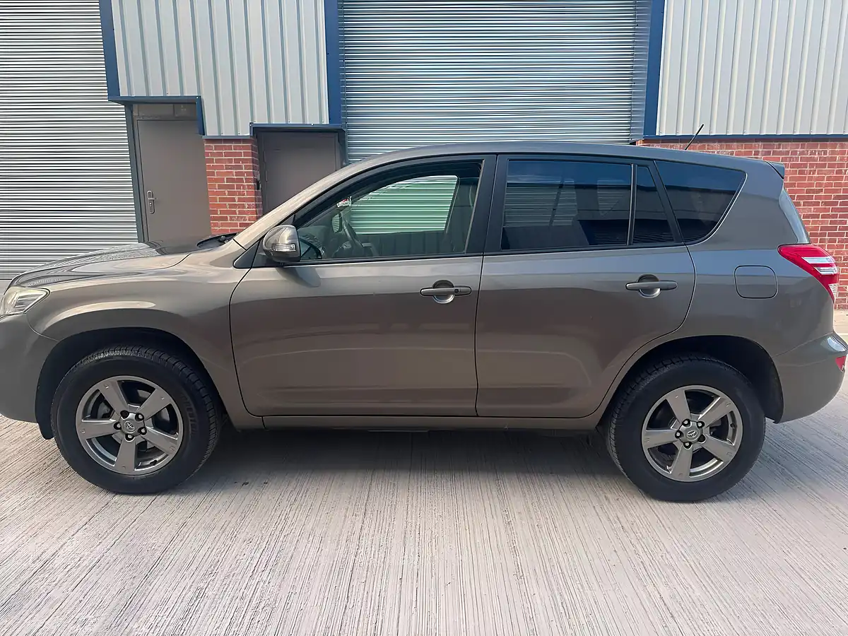 Used 2012 Toyota RAV4 Xt-R Beige - Interior and Exterior details 12