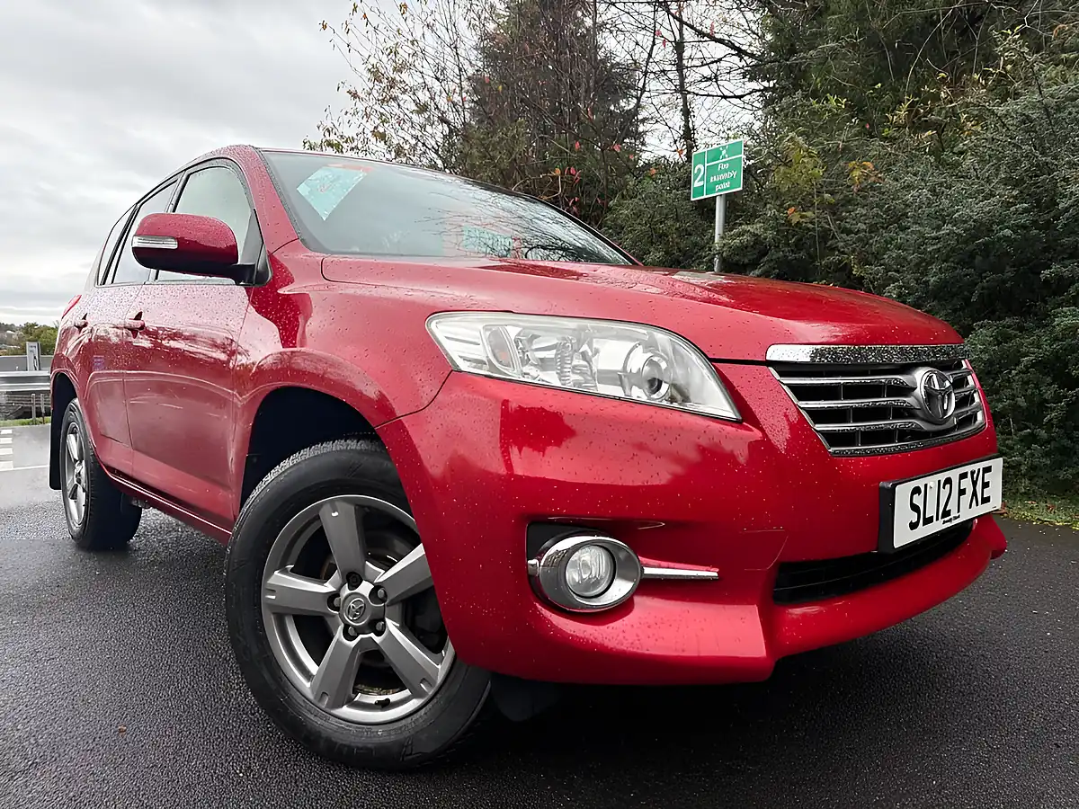 Used 2012 Toyota RAV4 Xt-R Red - Front View