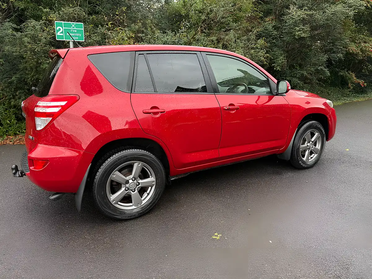 Used 2012 Toyota RAV4 Xt-R Red - Interior and Exterior details 5
