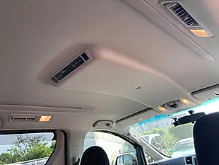 Used 2012 Toyota Vellfire Z (7 Seater) White Pearl Mica Metallic - Interior and Exterior details 16