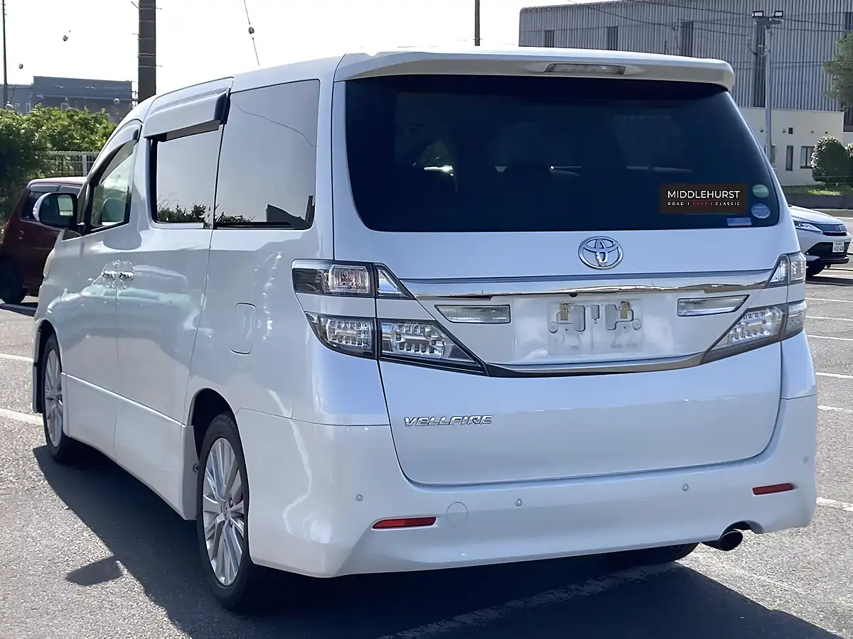 Used 2012 Toyota Vellfire Z (7 Seater) White Pearl Mica Metallic - Interior and Exterior details 3