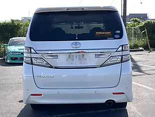 Used 2012 Toyota Vellfire Z (7 Seater) White Pearl Mica Metallic - Interior and Exterior details 8