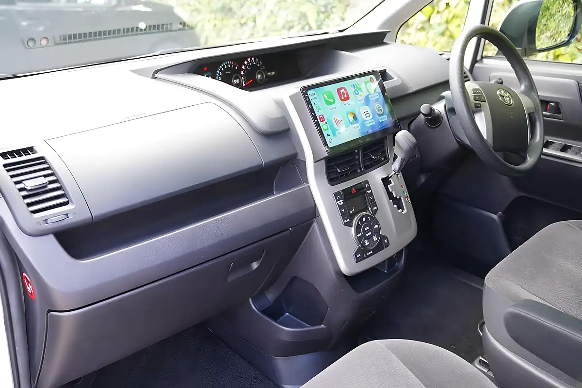 Used 2012 Toyota Voxy X L Edition White - Interior and Exterior details 13