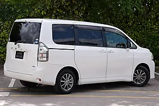 Used 2012 Toyota Voxy X L Edition White - Interior and Exterior details 4