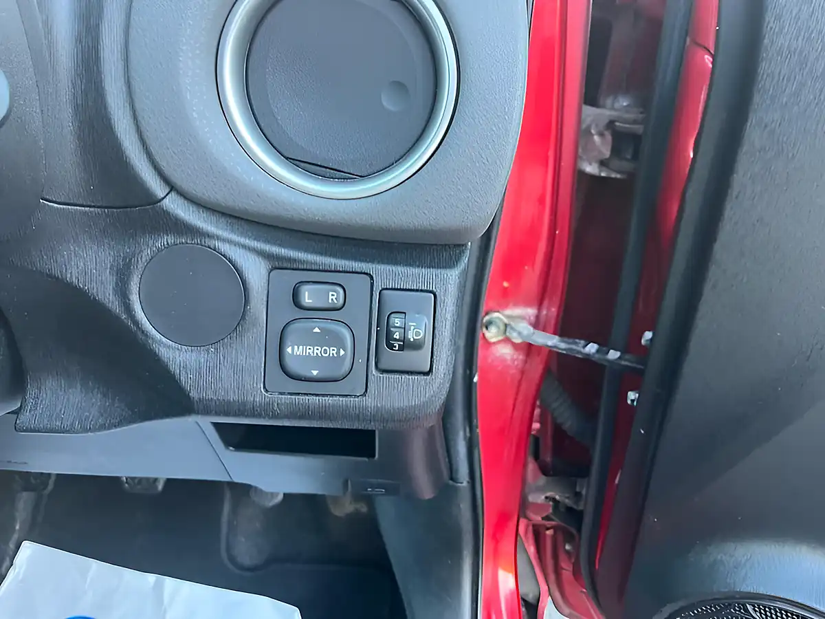 Used 2012 Toyota Yaris Sr Red - Interior and Exterior details 16