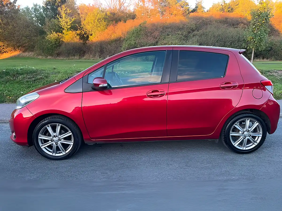 Used 2012 Toyota Yaris Sr Red - Interior and Exterior details 4