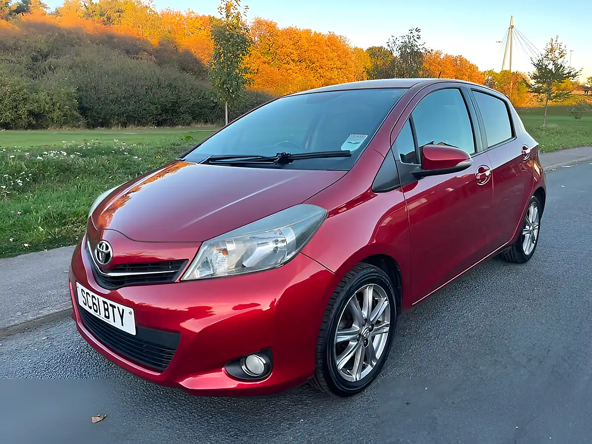 Used 2012 Toyota Yaris Sr Red - Interior and Exterior details 5