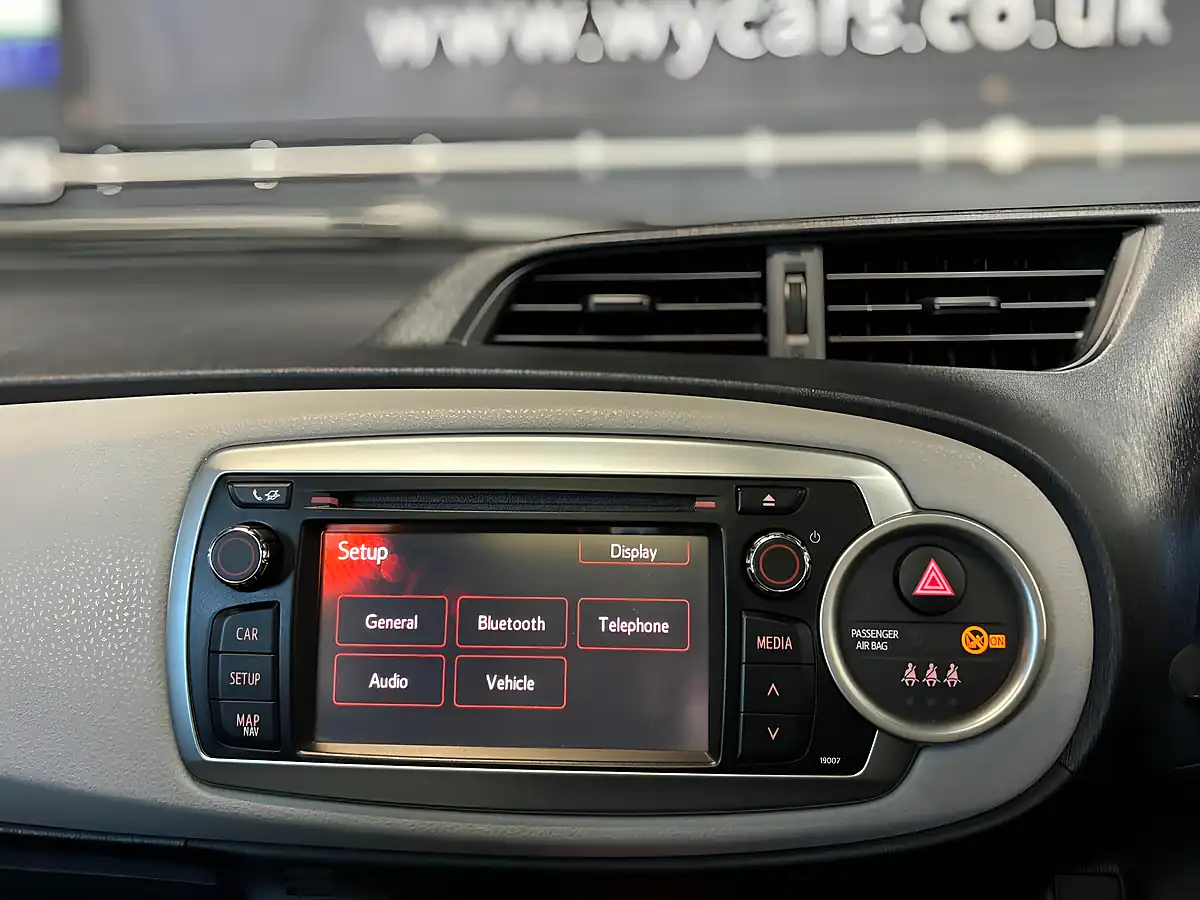 Used 2012 Toyota Yaris T Spirit Grey - Interior and Exterior details 18