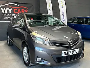 Used 2012 Toyota Yaris T Spirit Grey - Interior and Exterior details 3