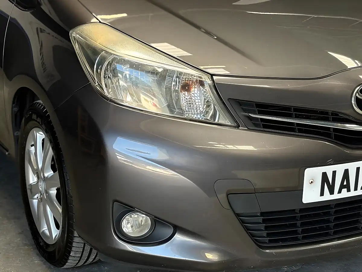 Used 2012 Toyota Yaris T Spirit Grey - Interior and Exterior details 8