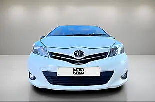 Used 2012 Toyota Yaris T Spirit Multidrive S White - Interior and Exterior details 3
