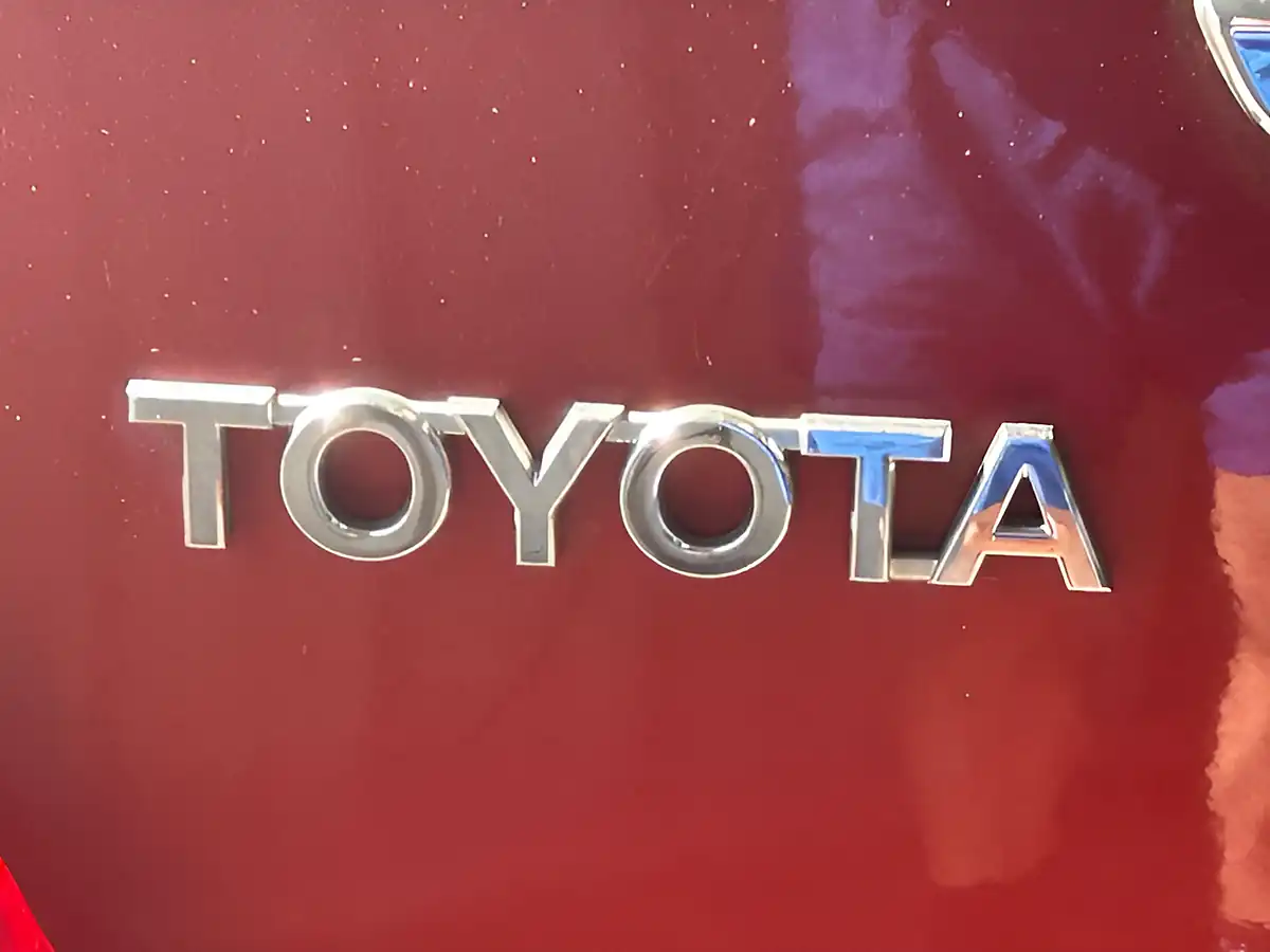Used 2012 Toyota Yaris T Spirit Red - Interior and Exterior details 5