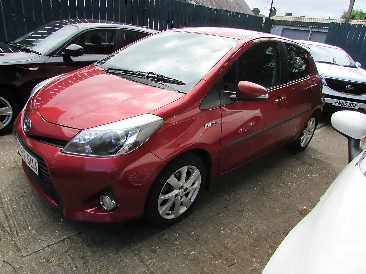Used 2012 Toyota Yaris T Spirit Red - Interior and Exterior details 4