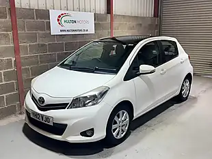 Used 2012 Toyota Yaris T Spirit White - Interior and Exterior details 2