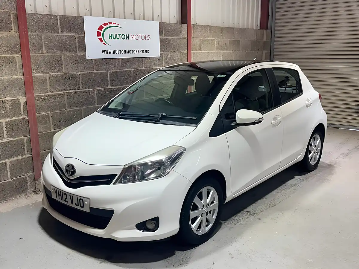 Used 2012 Toyota Yaris T Spirit White - Interior and Exterior details 2