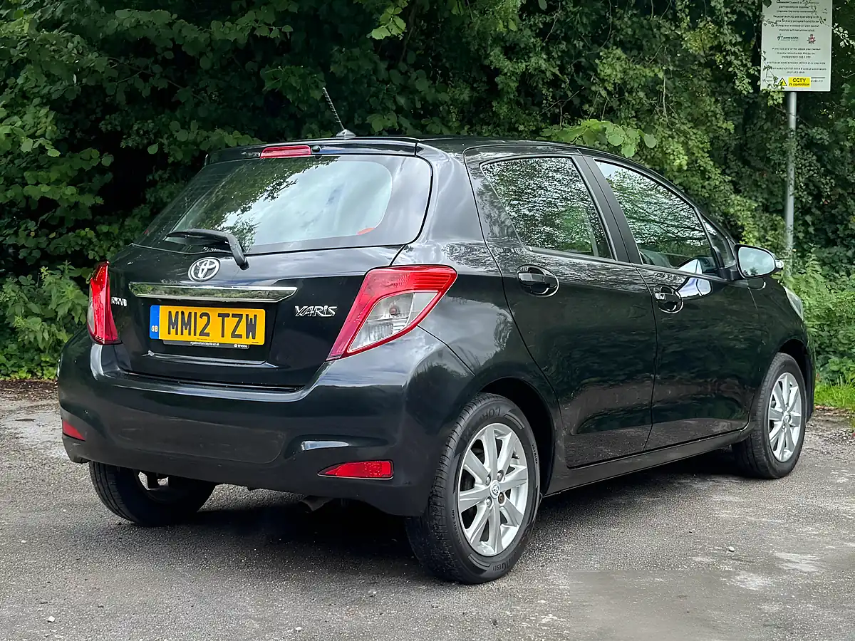 Used 2012 Toyota Yaris Tr Black - Interior and Exterior details 14