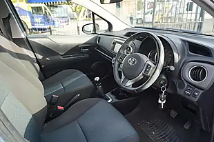 Used 2012 Toyota Yaris Tr Blue - Interior and Exterior details 8