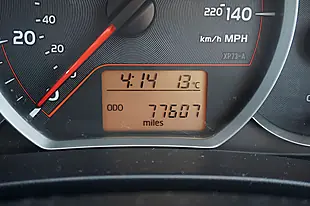 Used 2012 Toyota Yaris Tr Blue - Interior and Exterior details 9
