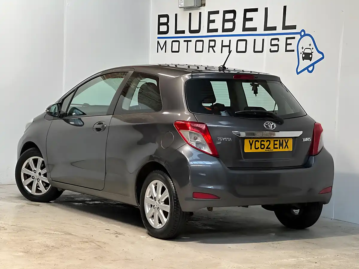 Used 2012 Toyota Yaris Tr Decuma Grey - Interior and Exterior details 4
