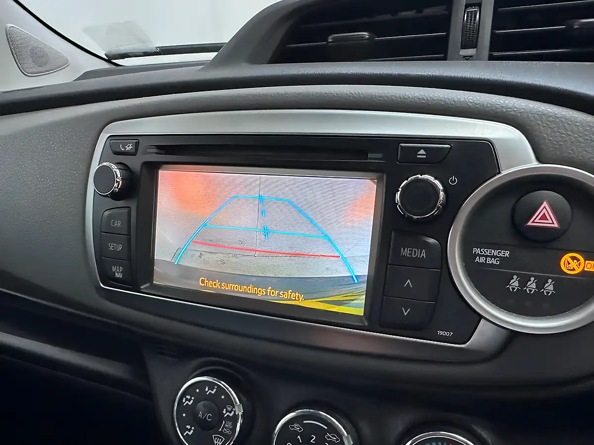 Used 2012 Toyota Yaris Tr Decuma Grey - Interior and Exterior details 12