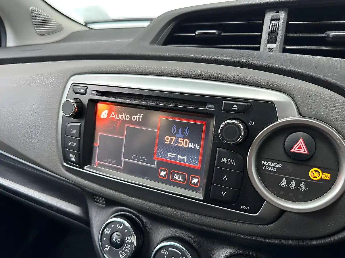 Used 2012 Toyota Yaris Tr Decuma Grey - Interior and Exterior details 13