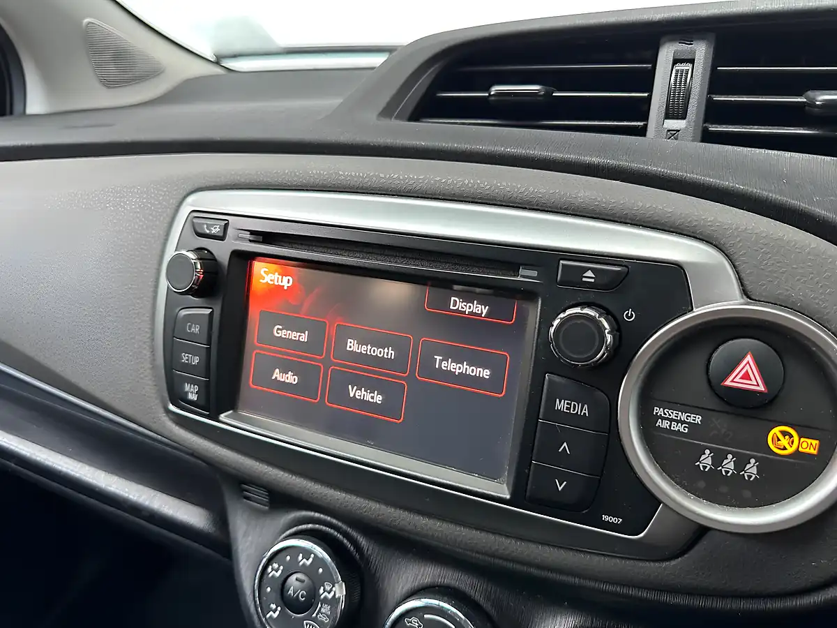 Used 2012 Toyota Yaris Tr Decuma Grey - Interior and Exterior details 14