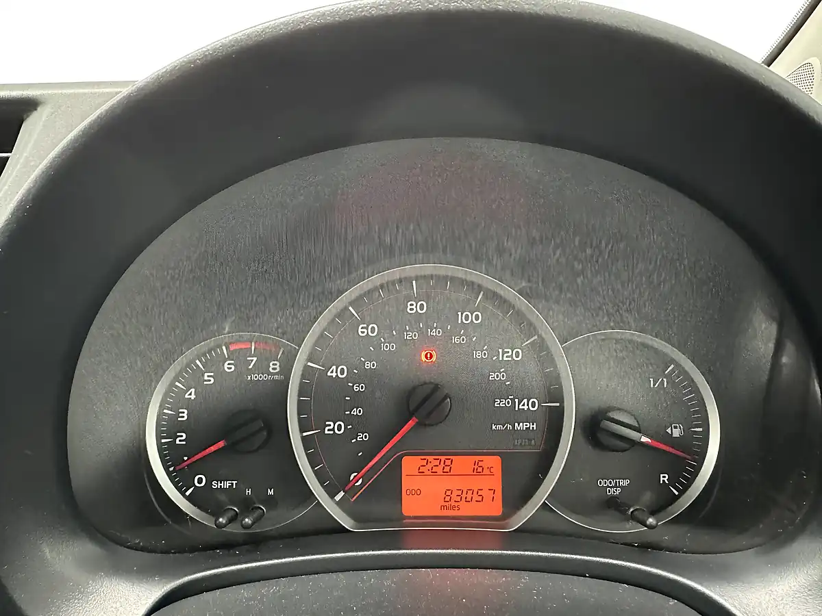 Used 2012 Toyota Yaris Tr Pure White - Interior and Exterior details 15