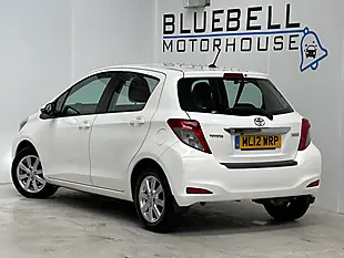 Used 2012 Toyota Yaris Tr Pure White - Interior and Exterior details 4